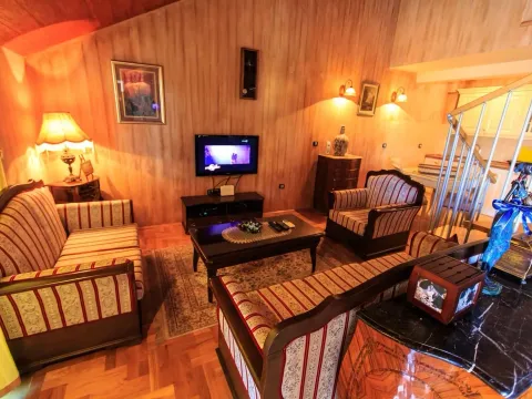 Prodaja, stan, 79m², Kotor, Crna Gora - image 6