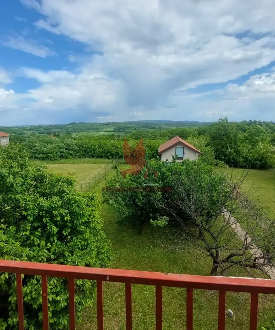 Prodaja, kuća, 250m², Sopot, Beograd