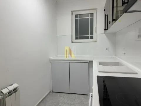 Prodaja, četvorosoban stan, 100m², Grbavica, Novi Sad Sve Podlokacije - image 5