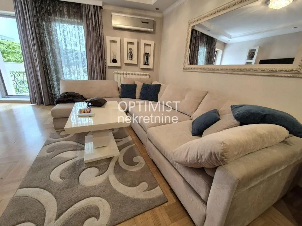 Rent, two bedroom apartment, 44m², Vračar Hram, Vračar Sve Podlokacije