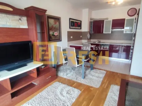 Izdavanje, dvosoban stan, 72m², City Kvart, Podgorica - image 2