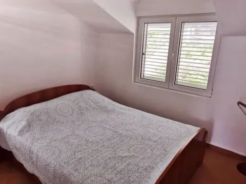 Izdavanje, dvosoban stan, 81m², Lepetani, Tivat - image 5