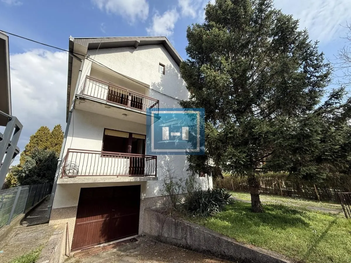 Sale, house, 257m², Strelište, Jagodina