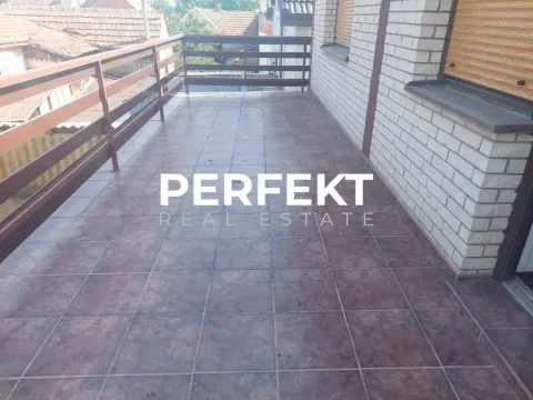 Prodaja, kuća, 225m², Pančevo, Srbija - image 11