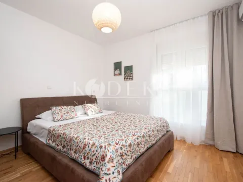 Rent, two bedroom apartment, 87m², Momišići, Podgorica - image 9