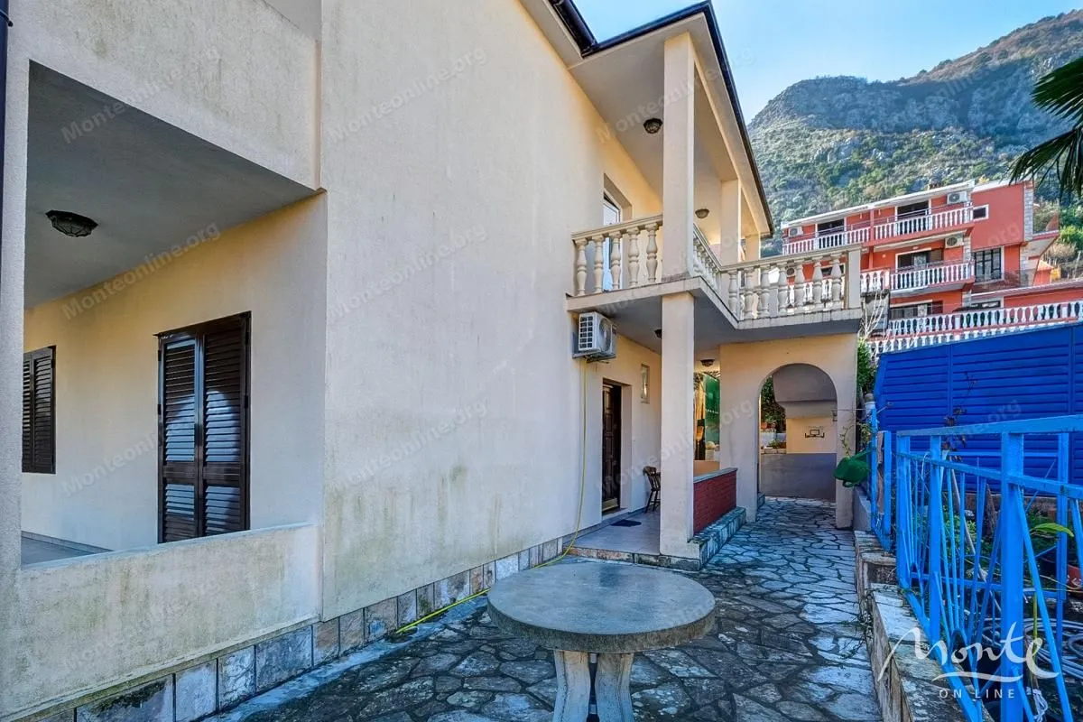 Sale, house, 140m², Muo, Kotor