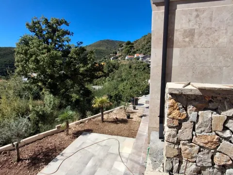 Sale, house, 750m², Markovići, Budva - image 8