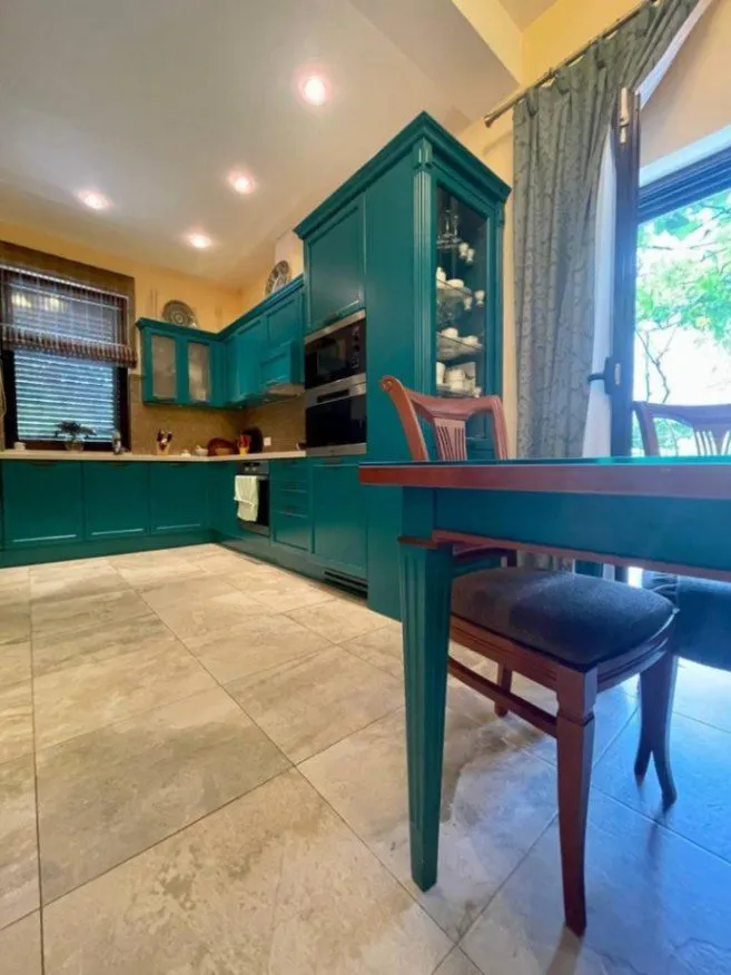 Sale, house, 240m², Prčanj, Kotor