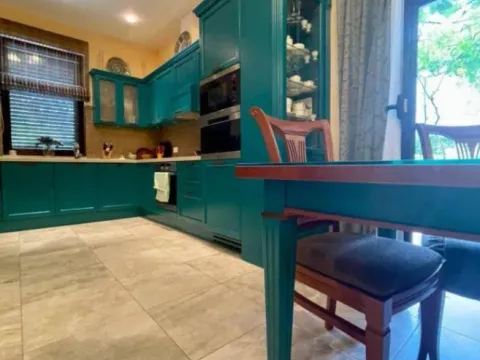 Prodaja, kuća, 240m², Prčanj, Kotor - image 2