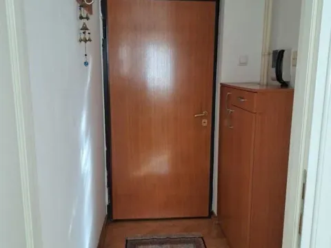 Izdavanje, jednosoban stan, 30m², Savski Venac, Beograd - image 11