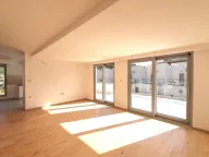 Sale, three bedroom apartment, 171m², Petrovac, Budva - image 5