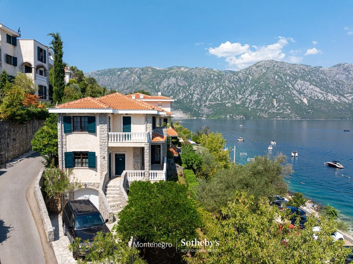 Sale, house, 235m², Kostanjica, Kotor
