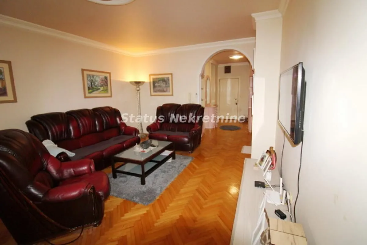 Prodaja, trosoban stan, 91m², Grbavica, Novi Sad Sve Podlokacije