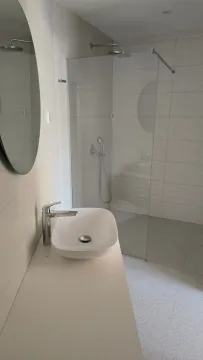 Sale, one bedroom apartment, 77m², Bečići, Budva - image 13