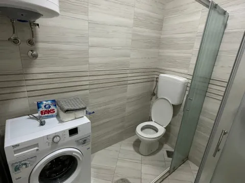 Izdavanje, jednosoban stan, 40m², Mažina, Tivat - image 9