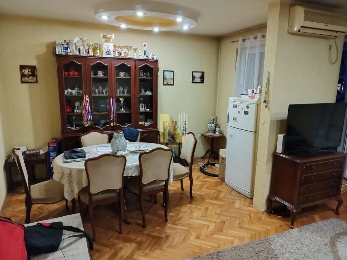 Prodaja, trosoban stan, 83m², Nova Detelinara, Novi Sad Sve Podlokacije