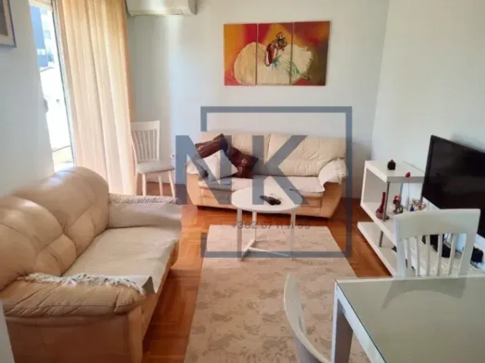 Izdavanje, jednosoban stan, 40m², Ljubović, Podgorica