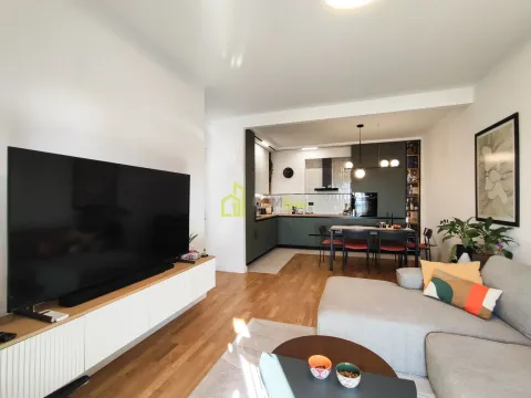 Prodaja, dvosoban stan, 69m², Stari Aerodrom, Podgorica - image 3