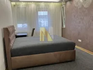 Izdavanje, trosoban stan, 93m², Centar, Novi Sad - image 6