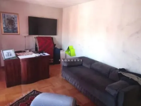 Izdavanje, kuća, 400m², Pantelej, Niš - image 2