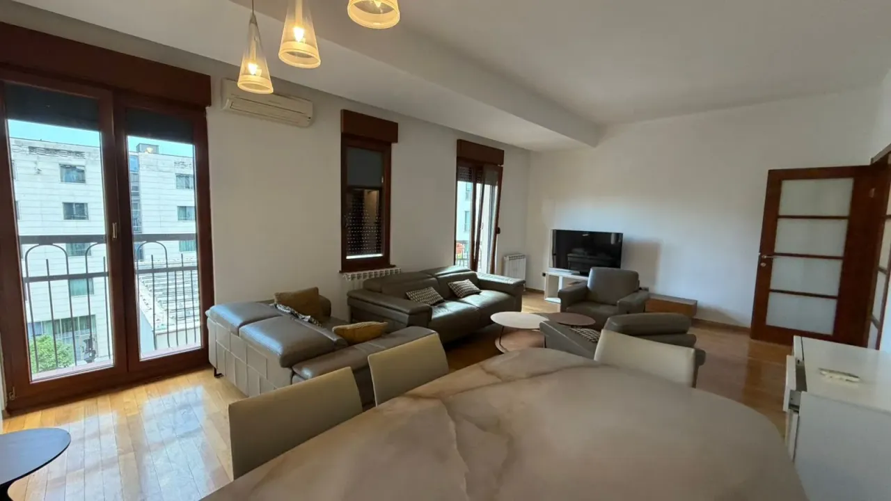Sale, two bedroom apartment, 84m², Centar, Podgorica