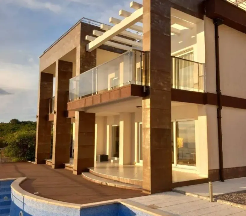 Prodaja, kuća, 380m², Krimovica, Kotor