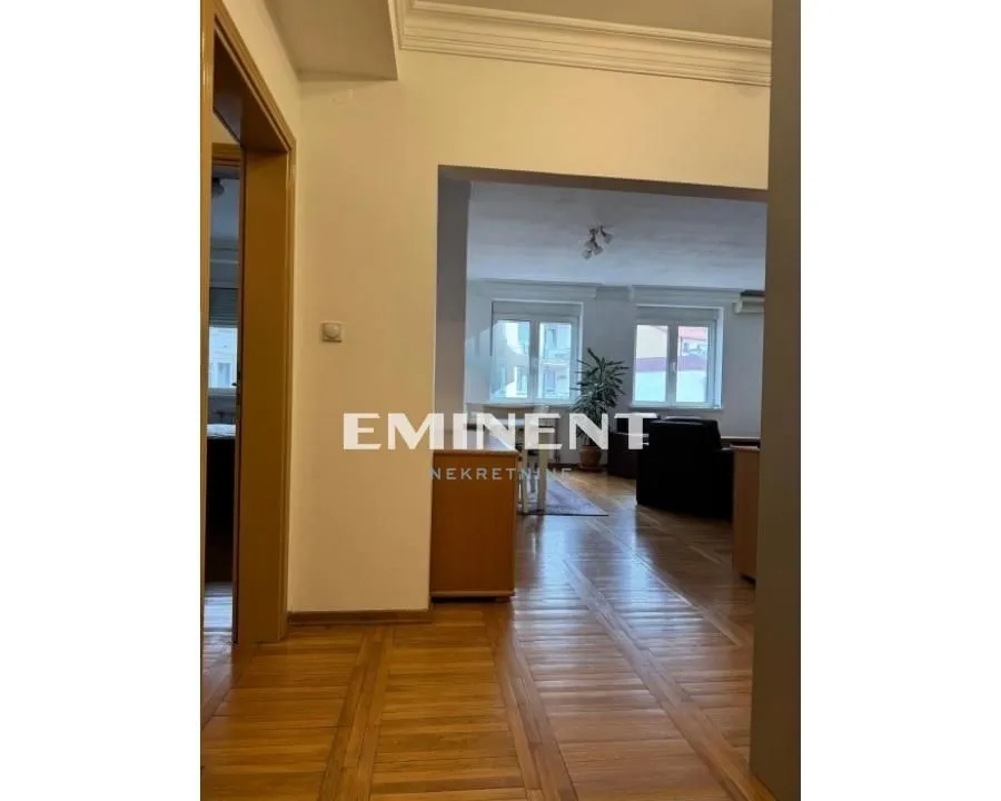 Rent, three bedroom apartment, 90m², Crveni Krst, Beograd