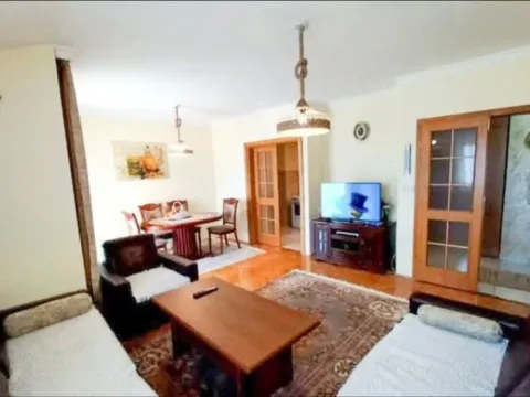 Izdavanje, jednosoban stan, 57m², Stari Aerodrom, Podgorica - image 6