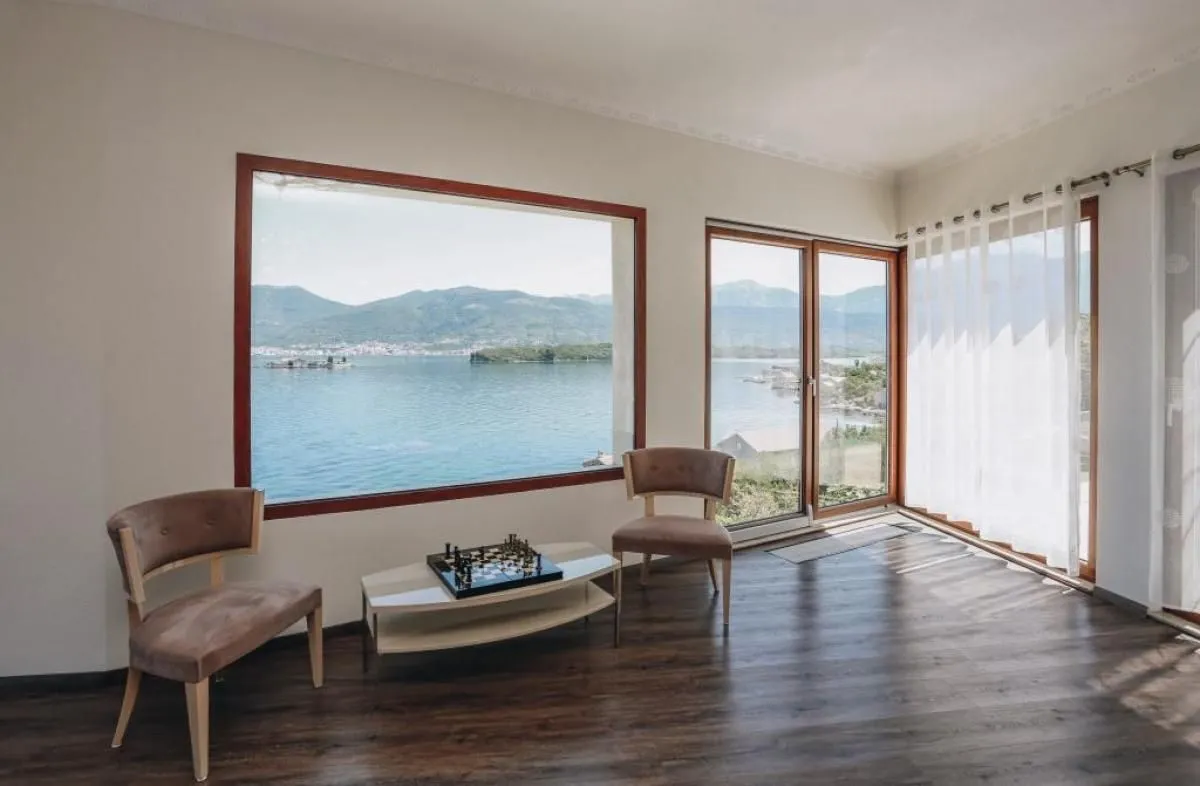 Prodaja, kuća, 517m², Krašići, Tivat