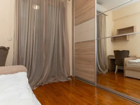 Izdavanje, trosoban stan, 86m², Stara Varoš, Podgorica - image 11