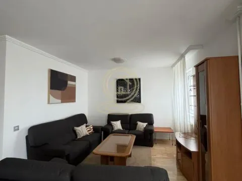 Izdavanje, trosoban stan, 120m², Savski Venac, Beograd - image 11