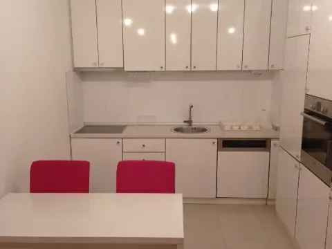 Rent, three bedroom apartment, 118m², Stari Grad, Beograd - image 5