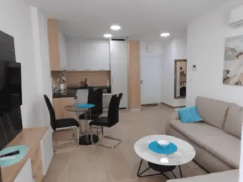 Rent, apartment, 47m², Bečići, Budva - image 7