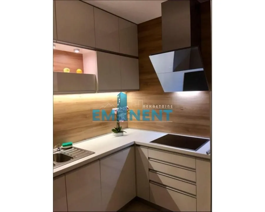 Rent, three bedroom apartment, 68m², Novi Beograd Sve Podlokacije, Beograd