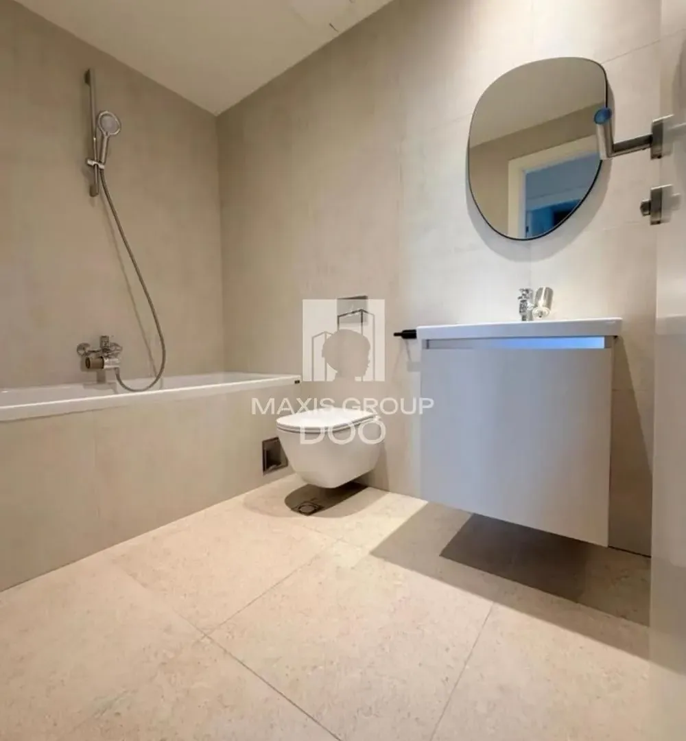 Prodaja, trosoban stan, 80m², Savski Venac, Beograd
