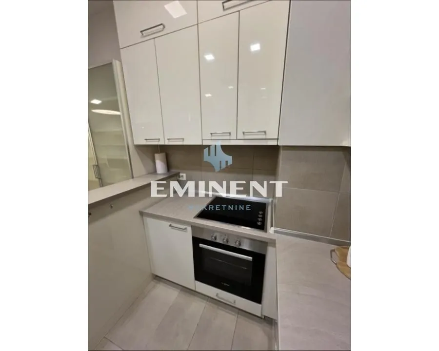 Rent, three bedroom apartment, 86m², Tašmajdan, Palilula Sve Podlokacije