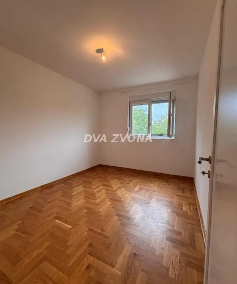 Prodaja, kuća, 151m², Čortanovci, Inđija