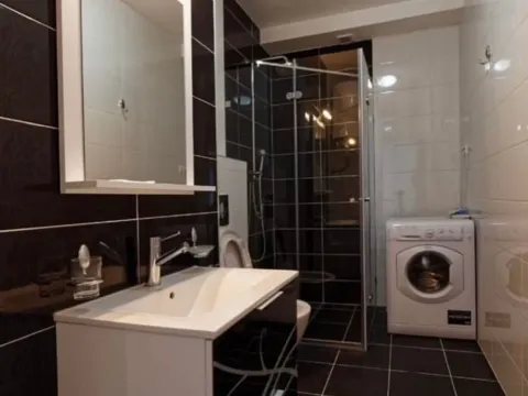 Prodaja, trosoban stan, 140m², Opatovo, Tivat - image 9