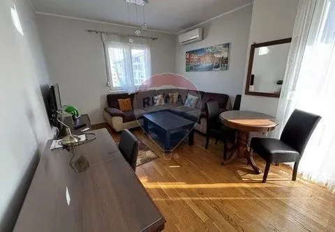 Izdavanje, jednosoban stan, 42m², City Kvart, Podgorica - image 10