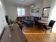 Izdavanje, jednosoban stan, 42m², City Kvart, Podgorica - image 10