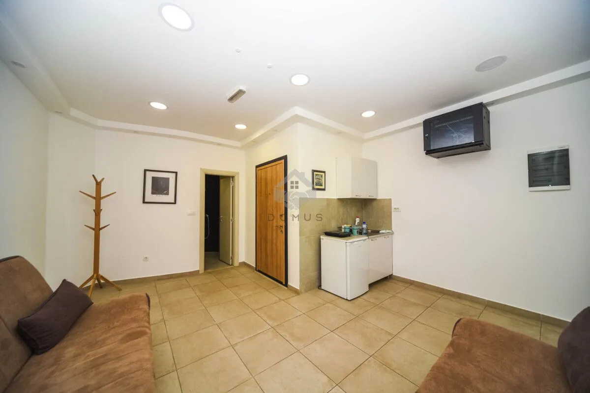 Rent, office space, 48m², Centar, Podgorica