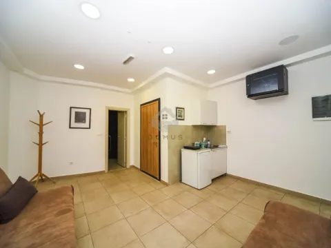 Rent, office space, 48m², Centar, Podgorica - image 5