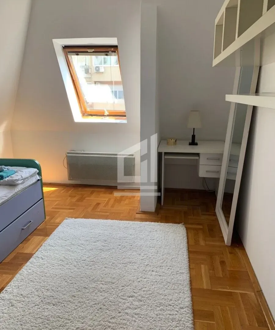 Prodaja, trosoban stan, 86m², Centar, Podgorica
