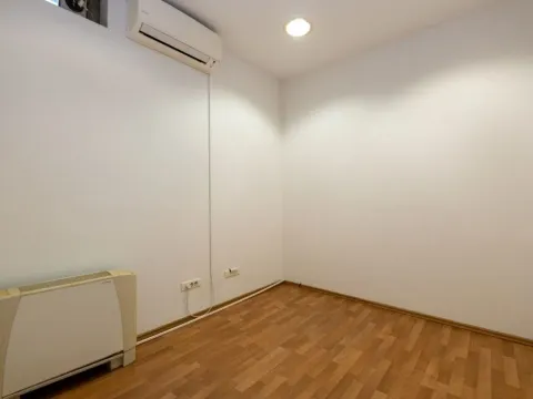 Rent, office space, 147m², Momišići, Podgorica - image 3