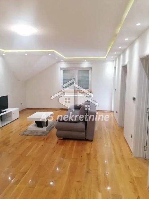 Izdavanje, trosoban stan, 62m², Lekino Brdo, Voždovac Sve Podlokacije