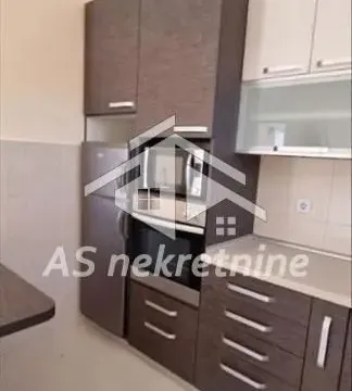 Izdavanje, četvorosoban stan, 115m², Savski Venac, Beograd - image 5