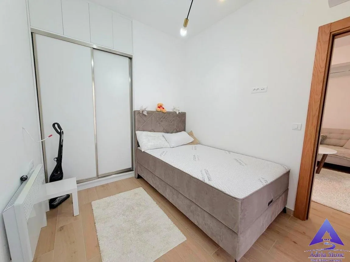 Sale, two bedroom apartment, 54m², Komoševina, Budva