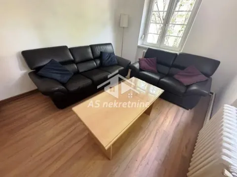 Izdavanje, trosoban stan, 65m², Stari Grad, Beograd - image 2