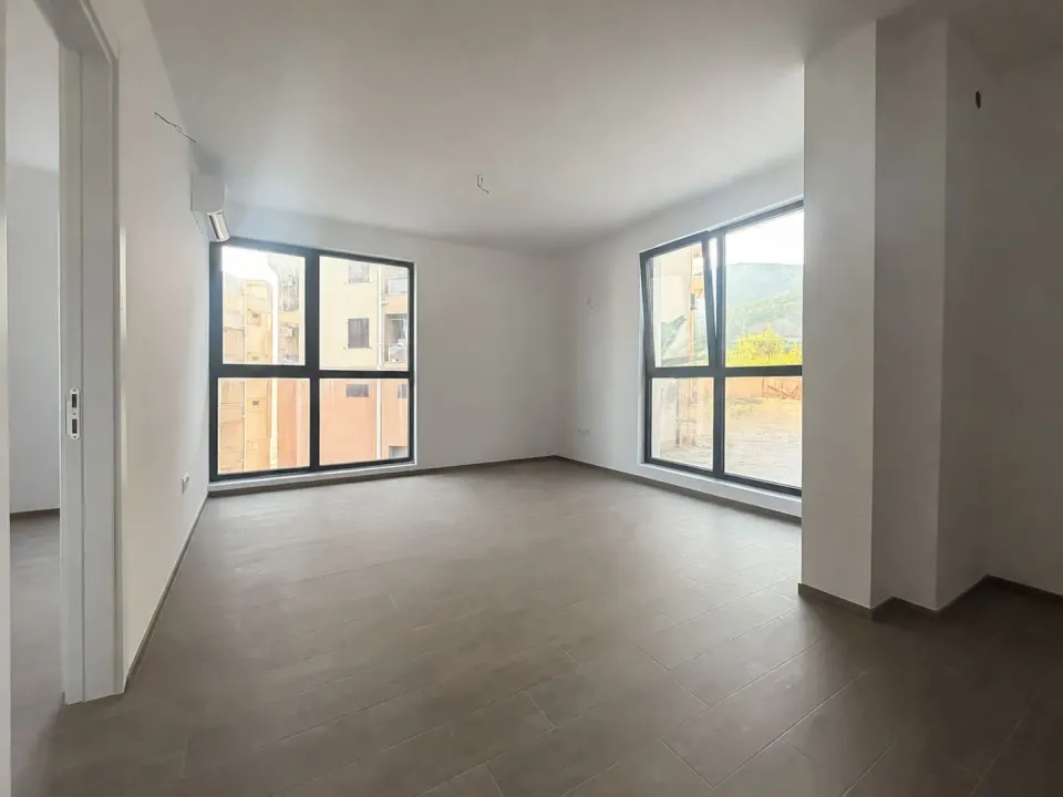 Sale, two bedroom apartment, 55m², Bečići, Budva