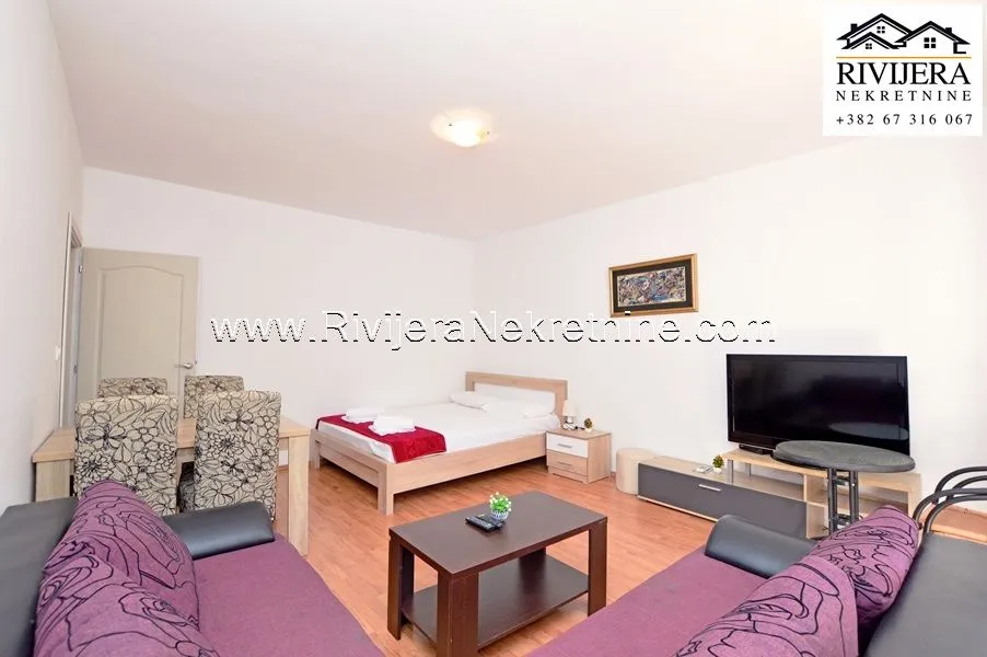 Prodaja, kuća, 201m², Centar, Herceg Novi
